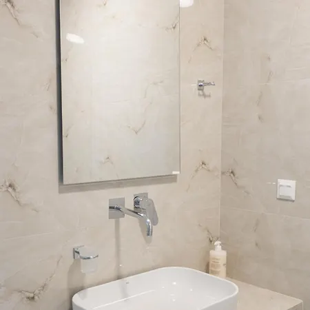 Victoria * Salonicco